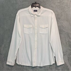 Patagonia White Crinkle Organic Cotton Men's Button Down Shirt Size XL